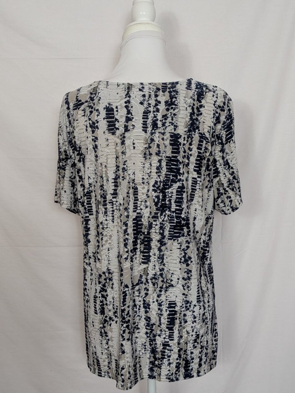 JM Collection Blouse - Picture 5 of 7